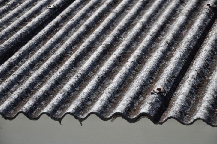 Corrugated cement sheet and asbestos - Super Six | Asbestos